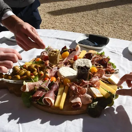 Mas De Rey Uzes 公寓